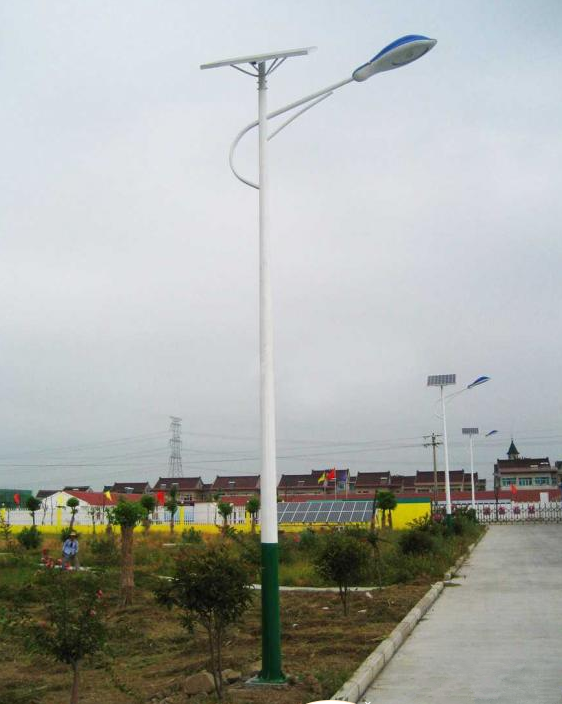 博乐市6米特价太阳能路灯